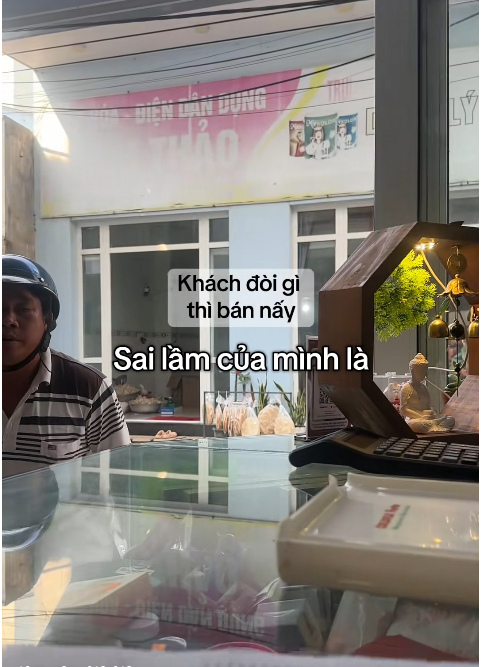 Hiện tượng thường gặp khi khách hàng đến mua thuốc